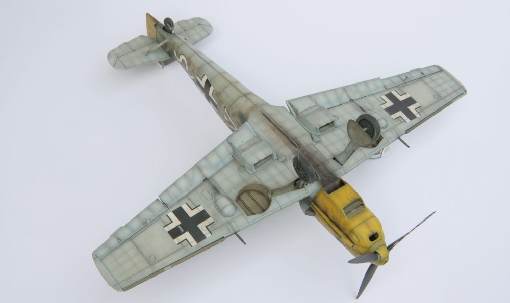 Bf109E-4019_zpsca35491b.jpg