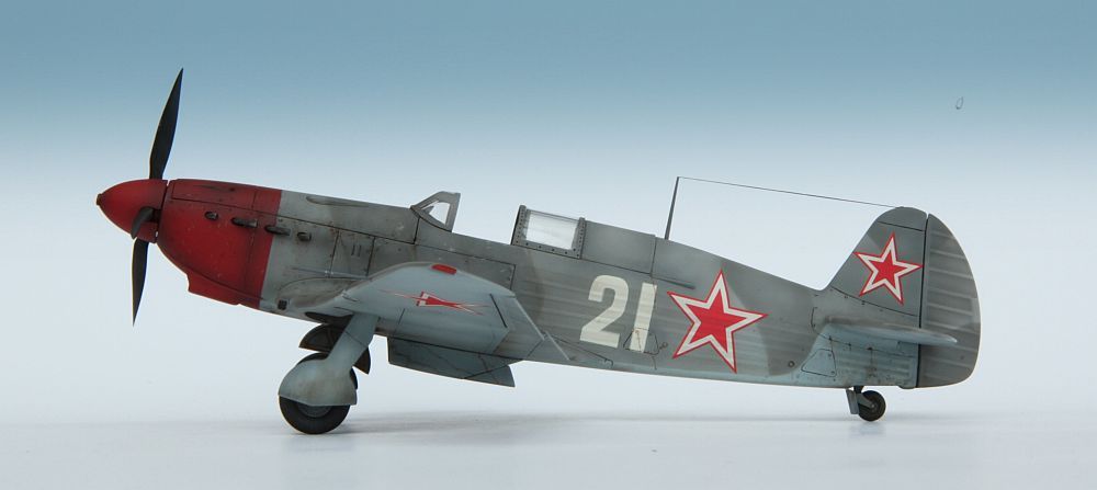 Yak-7B002.jpg