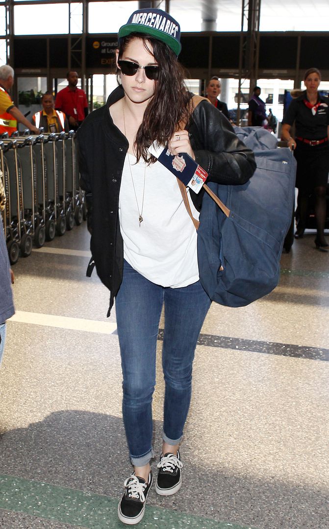  photo KSTEWARTFANS081913-36.jpg