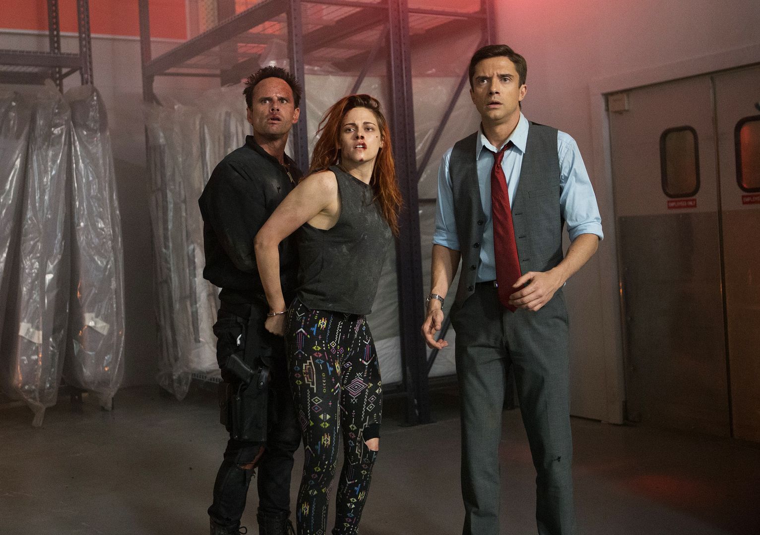 photo american-ultra-kristen-stewart-walton-goggins-topher-grace.jpg