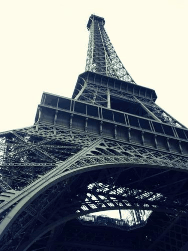 http://i1096.photobucket.com/albums/g339/logmarc/eiffel-tower.gif
